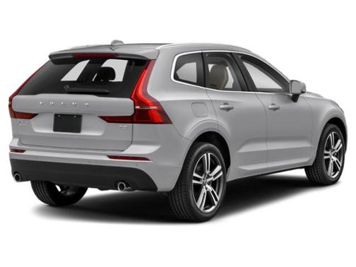2021 Volvo XC60 T5 Momentum