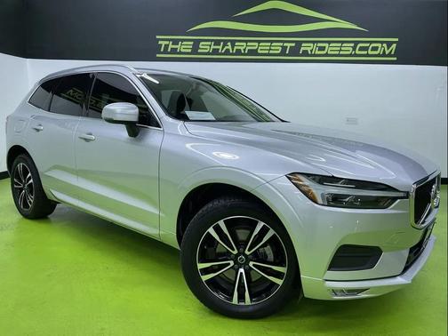 2021 Volvo XC60 T5 Momentum