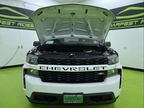 2022 Chevrolet Silverado 1500 Custom