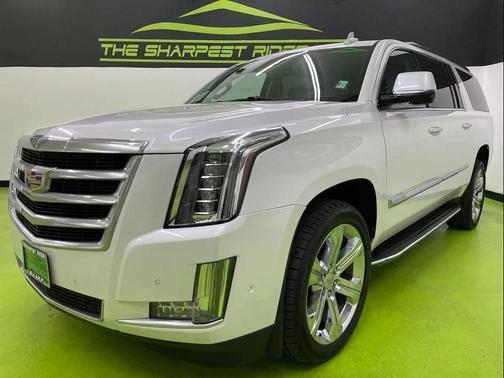 2020 Cadillac Escalade ESV Luxury