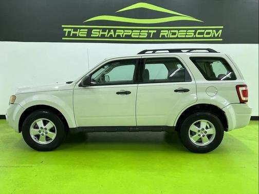 White 2012 Ford Escape XLS