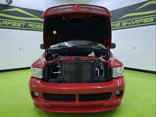 2005 Dodge Ram 1500 SRT-10 Quad Cab