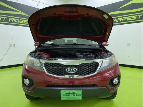 2011 Kia Sorento LX