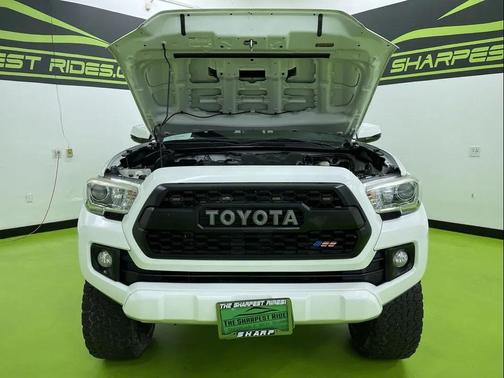 2016 Toyota Tacoma TRD Sport