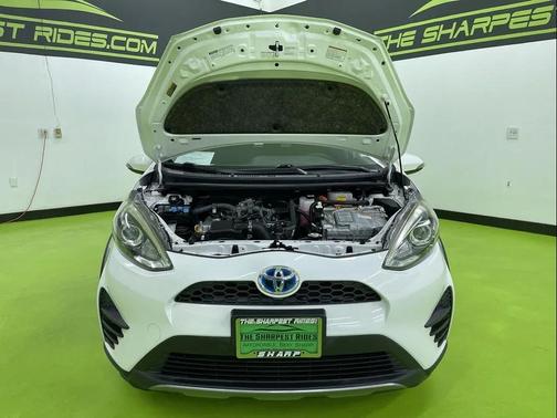 2018 Toyota Prius c Two