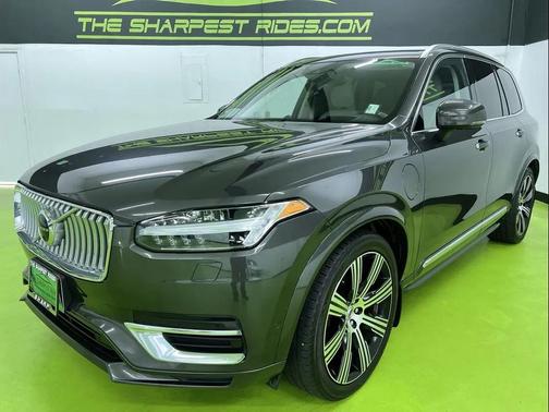 Gray 2020 Volvo XC90 Hybrid T8 Inscription 6 Passenger