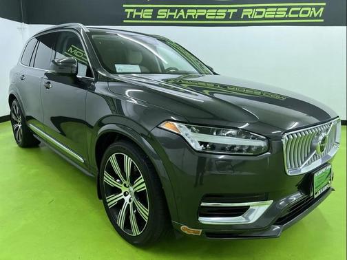 Gray 2020 Volvo XC90 Hybrid T8 Inscription 6 Passenger