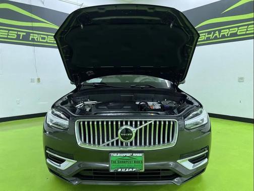 Gray 2020 Volvo XC90 Hybrid T8 Inscription 6 Passenger
