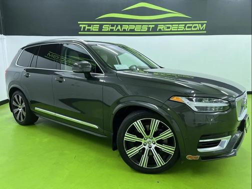 Gray 2020 Volvo XC90 Hybrid T8 Inscription 6 Passenger