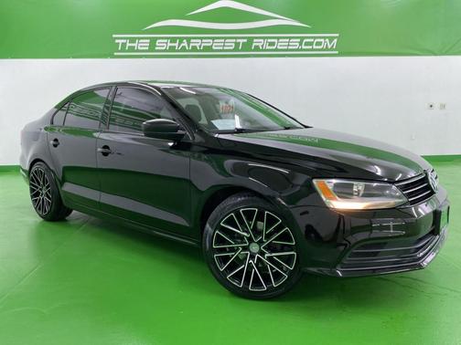 Photo 1 of 15 of 2016 Volkswagen Jetta 1.4T S