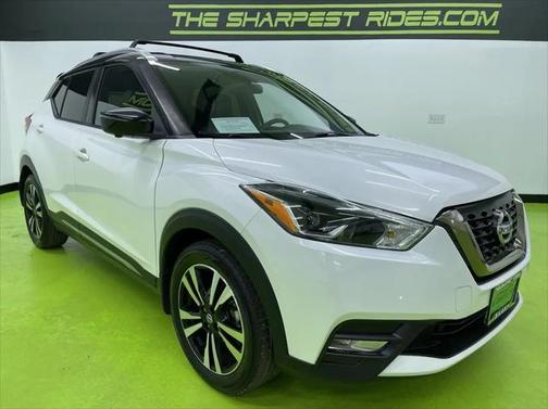 2019 Nissan Kicks SR