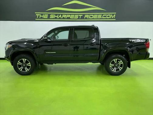 2016 Toyota Tacoma TRD Sport
