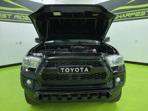 2016 Toyota Tacoma TRD Sport