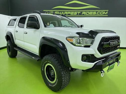 2017 Toyota Tacoma SR5