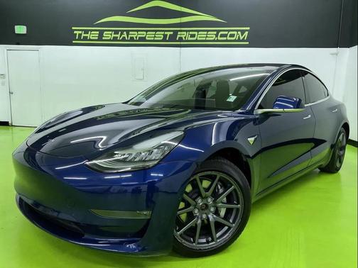 Blue 2018 Tesla Model 3 Long Range