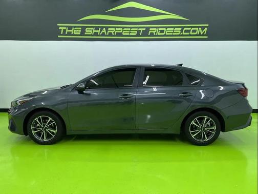 Gray 2023 Kia Forte LXS