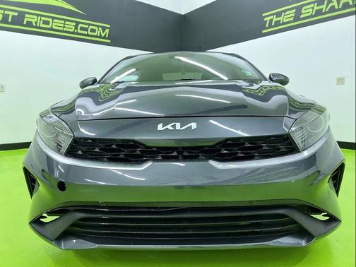 Gray 2023 Kia Forte LXS