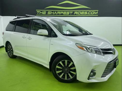 2019 Toyota Sienna Limited Premium