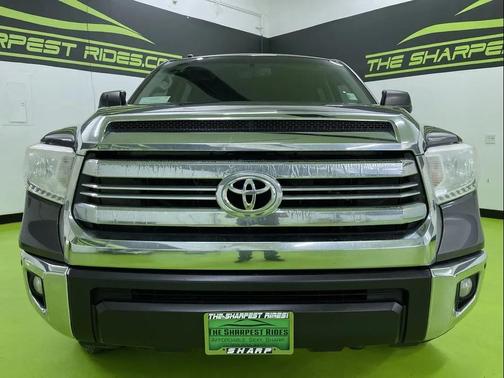 2017 Toyota Tundra SR5