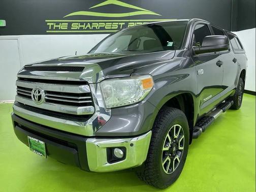 2017 Toyota Tundra SR5