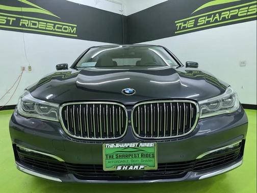 2016 BMW 750 i xDrive