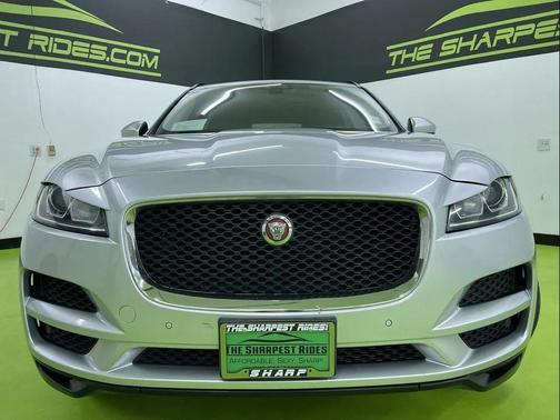 2019 Jaguar F-PACE 25t Premium