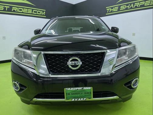 2016 Nissan Pathfinder SV