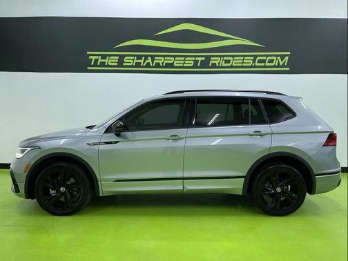 2023 Volkswagen Tiguan 2.0T SE R-Line Black 4MOTION