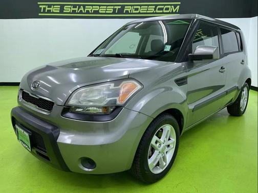 2011 Kia Soul +