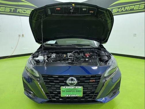 2023 Nissan Altima SR FWD