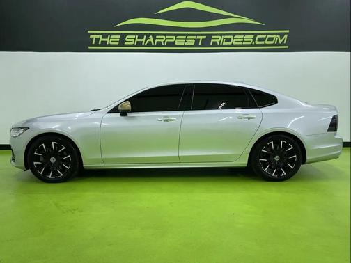 2020 Volvo S90 T6 R-Design