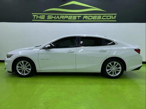 White 2017 Chevrolet Malibu Hybrid Base