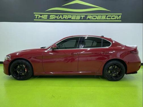2017 Alfa Romeo Giulia Base