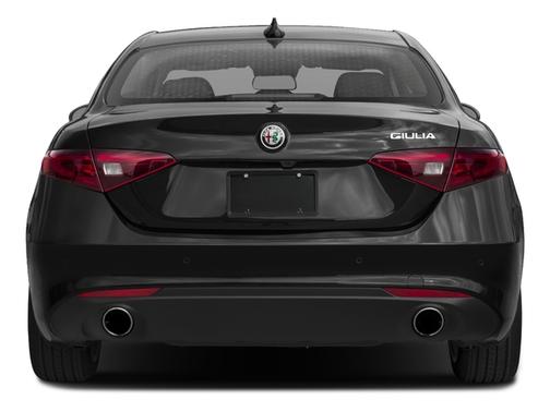 2017 Alfa Romeo Giulia Base