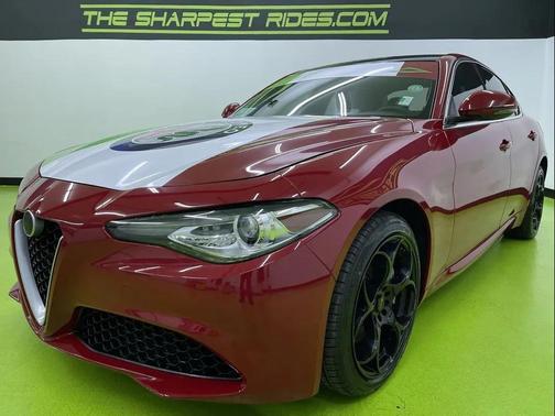 2017 Alfa Romeo Giulia Base
