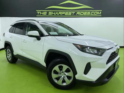 2021 Toyota RAV4 LE
