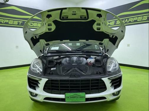 2015 Porsche Macan S