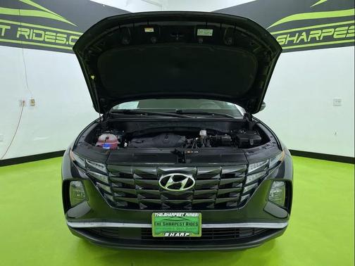 2022 Hyundai TUCSON SE
