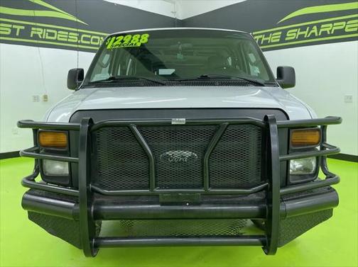 2014 Ford E350 Super Duty XL