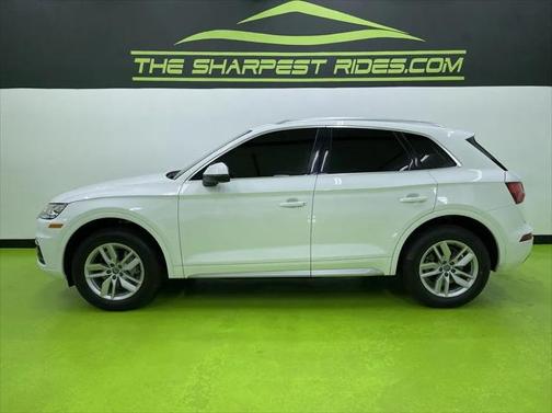 2020 Audi Q5 45 Titanium Premium