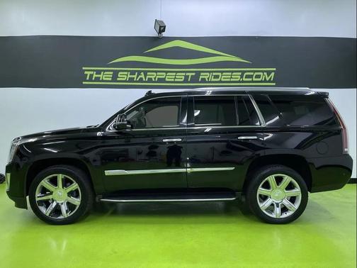 2017 Cadillac Escalade Luxury