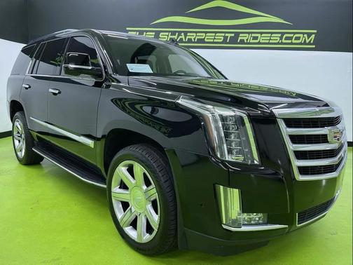 2017 Cadillac Escalade Luxury