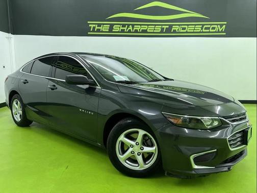 Gray 2018 Chevrolet Malibu 1LS