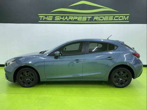 2016 Mazda Mazda3 i Sport