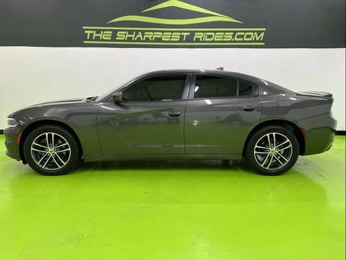 Gray 2019 Dodge Charger SXT