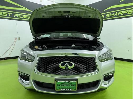 Silver 2018 INFINITI QX60 Base