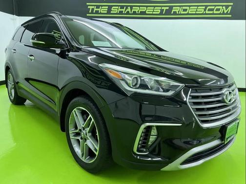 Black 2017 Hyundai SANTA FE SE Ultimate