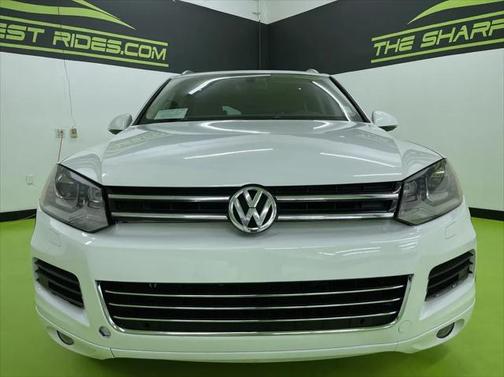 2012 Volkswagen Touareg Hybrid Base