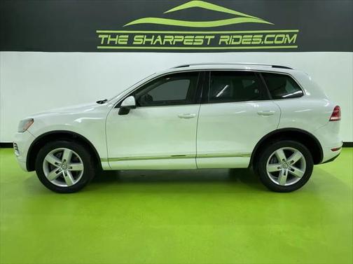 2012 Volkswagen Touareg Hybrid Base