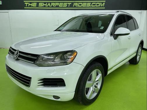 2012 Volkswagen Touareg Hybrid Base